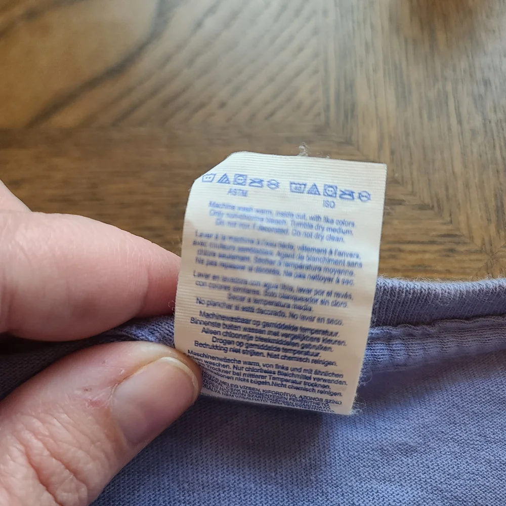 Women's Black Cat TShirt Fits like XL - Picture 2 of 9